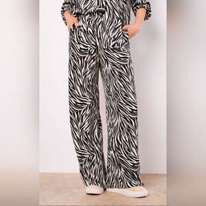 APRICOT Zebra Print Wide Leg Trousers